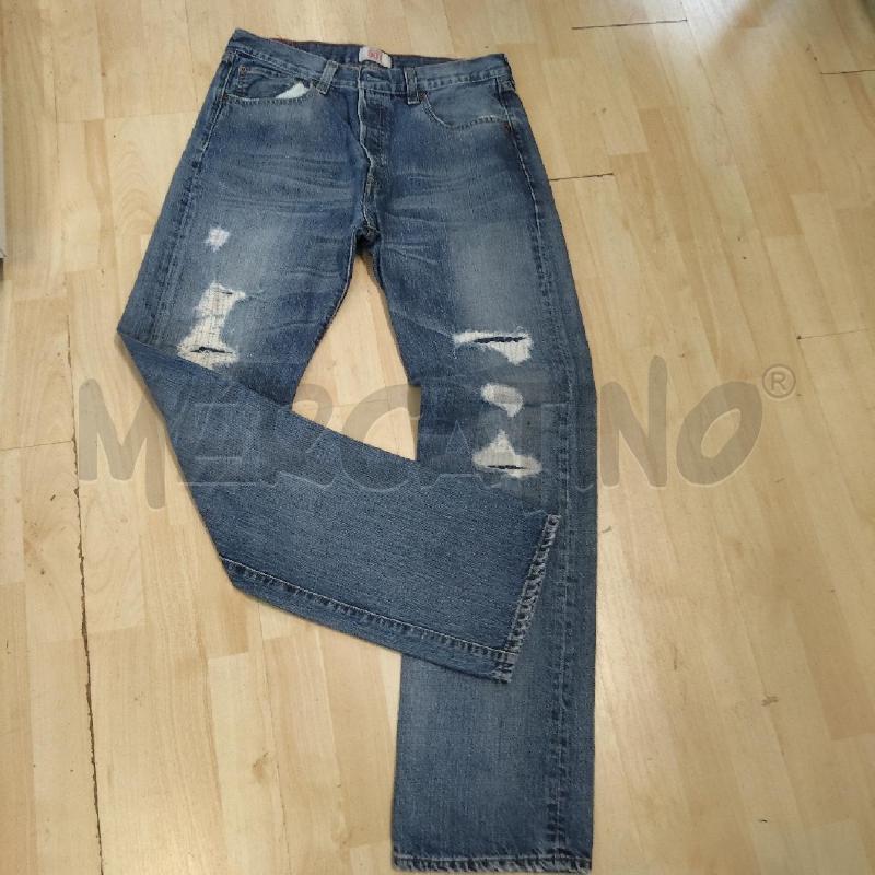 JEANS UOMO LEVI'S STRAPPATI E CUCITI | Mercatino dell'Usato Domodossola 1