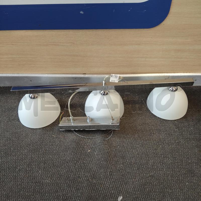 LAMPADARIO ACCIAIO 3 LUCI VETRO BIANCO SATINATO | Mercatino dell'Usato Domodossola 1