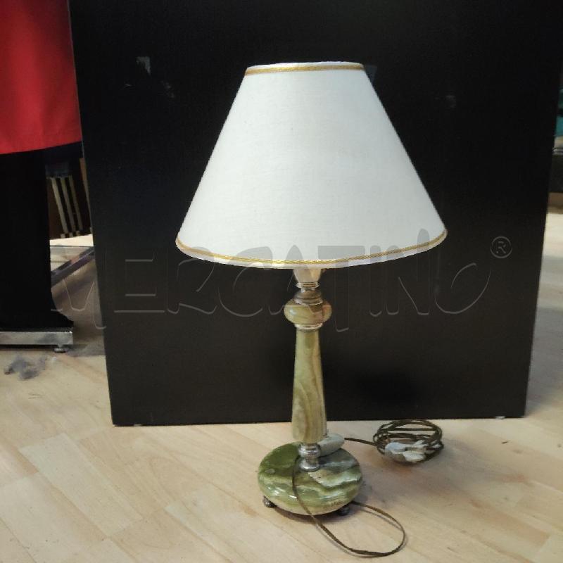LAMPADA DA TAVOLO STELO E BASE IN ALABASTRO | Mercatino dell'Usato Domodossola 1