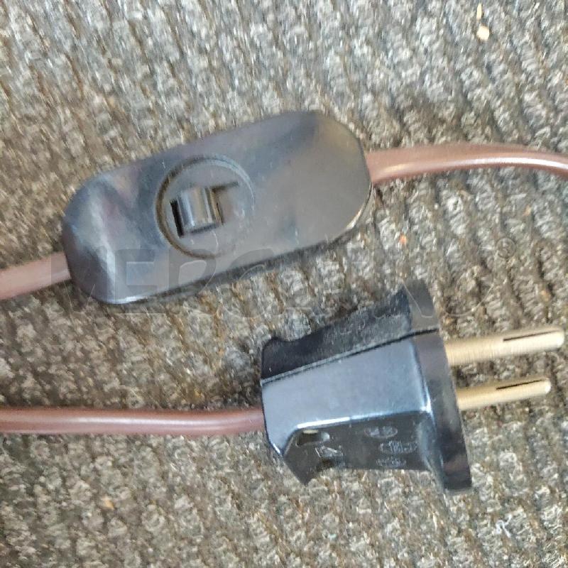 LAMPADA OTTONE VETRO  LAMPADINA FIAMMA | Mercatino dell'Usato Domodossola 4