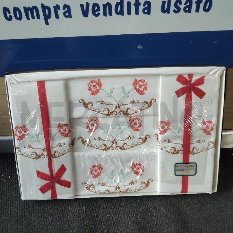 LENZUOLO MATRIMONIALE COMPLETO FIORI ROSA VERDI  | Mercatino dell'Usato Domodossola 1