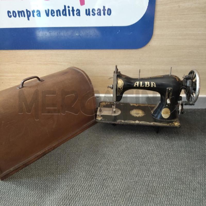 MACCHINA CUCIRE ANTICA ALBA CON CUSTODIA  | Mercatino dell'Usato Domodossola 1