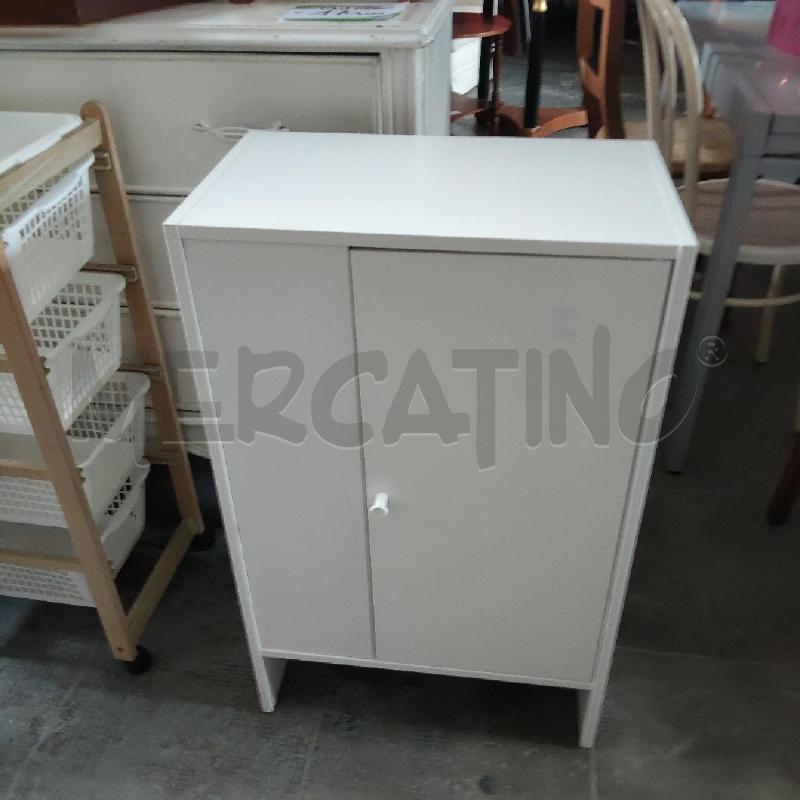 MOBILETTO BIANCO 2 ANTE 2 RIPIANI | Mercatino dell'Usato Domodossola 1