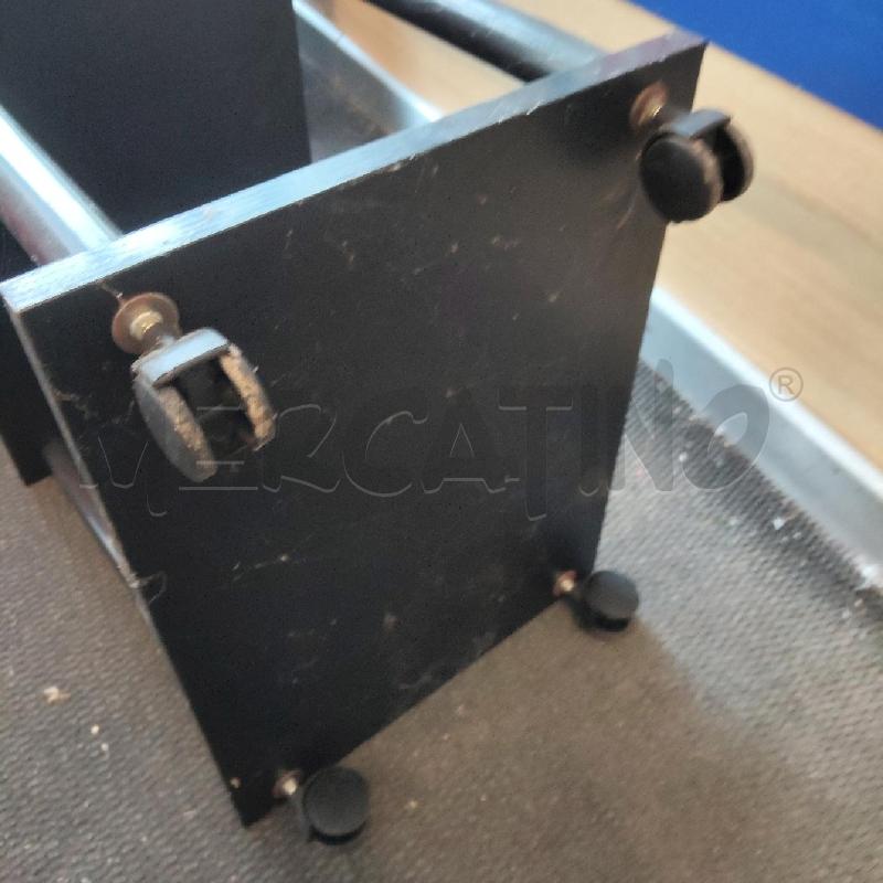 MOBILETTO NERO CON ROTELLE | Mercatino dell'Usato Domodossola 2