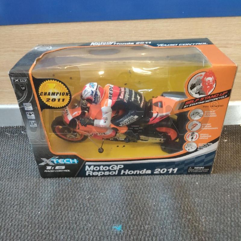 MODELLINO MODO CON GUIDATORE MOTO GP HONDA 2011 | Mercatino dell'Usato Domodossola 1