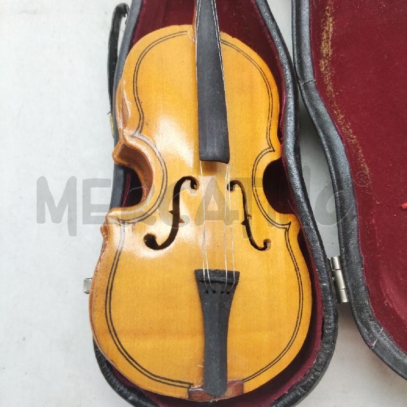 MODELLINO STRUMENTO MUSICALE CORDA | Mercatino dell'Usato Domodossola 2