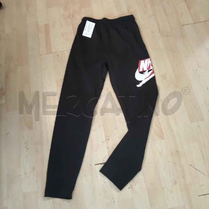 PANTALONE BAMBINO TUTA NIKE NERA SCRITTA SULLA GAMBA  | Mercatino dell'Usato Domodossola 1