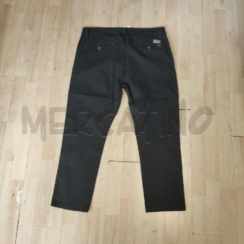 PANTALONE UOMO VERDE LEVI'S | Mercatino dell'Usato Domodossola 2