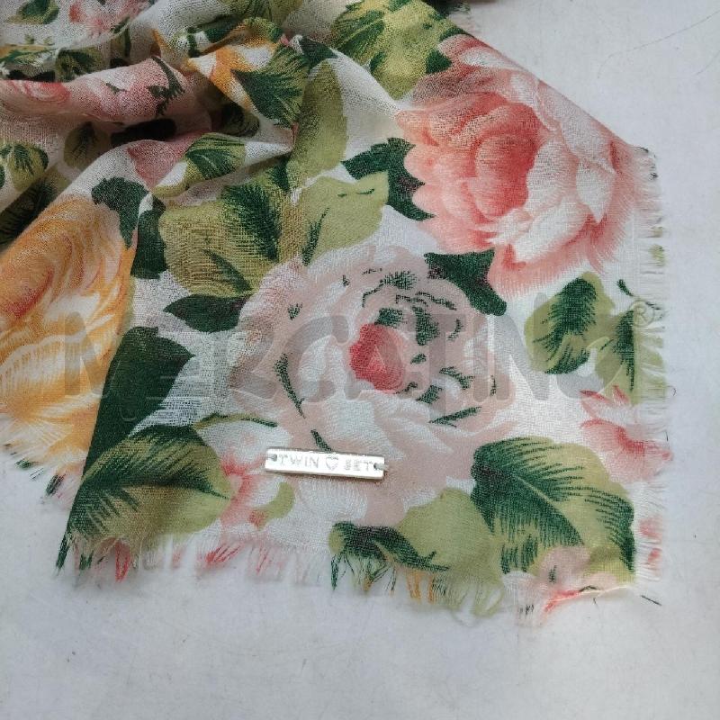 PASHMINA DONNA FIORI TWIN SET | Mercatino dell'Usato Domodossola 2