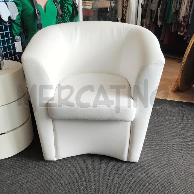 POLTRONA ECOPELLE BIANCA | Mercatino dell'Usato Domodossola 1