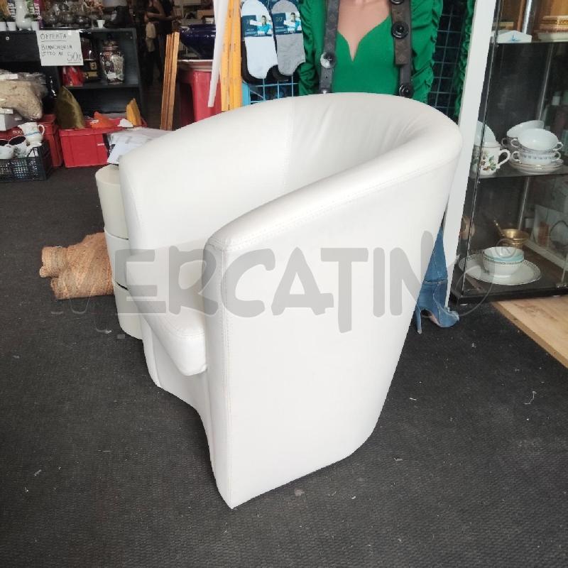 POLTRONA ECOPELLE BIANCA | Mercatino dell'Usato Domodossola 3