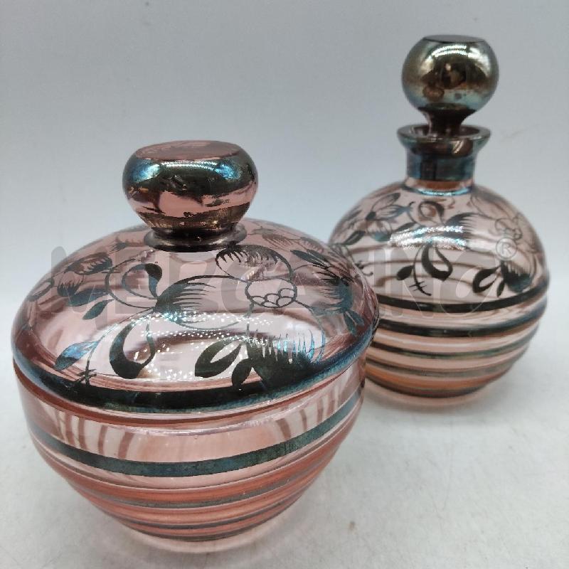 PORTA PROFUMO 3 PEZZI VETRO ROSA  | Mercatino dell'Usato Domodossola 3