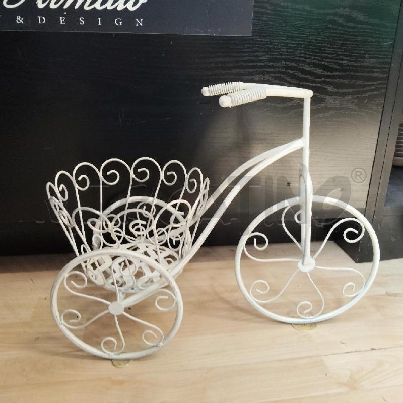 PORTA VASO BICICLETTINA BIANCA | Mercatino dell'Usato Domodossola 3