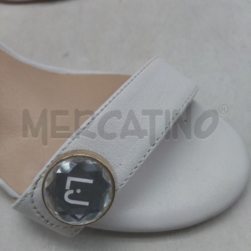 SANDALI DONNA BIANCHI TACCO SQUADRATO CINTURINO LIU JO | Mercatino dell'Usato Domodossola 3
