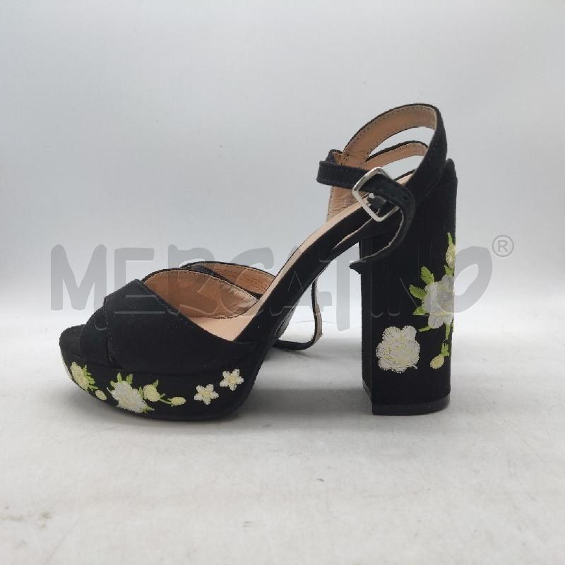 SCARPE DONNA NERE FIORI RICAMATI TACCO ANNA FIELD | Mercatino dell'Usato Domodossola 2