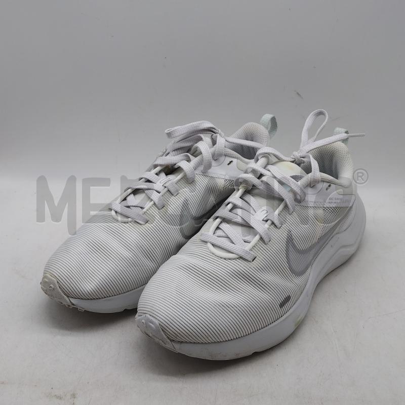SCARPE DONNA NIKE BIANCHE 36.5 | Mercatino dell'Usato Domodossola 1