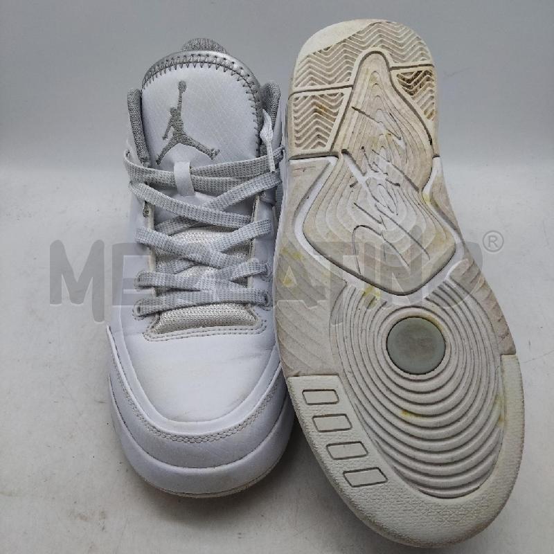SCARPE UOMO BIANCHE JORDAN | Mercatino dell'Usato Domodossola 2
