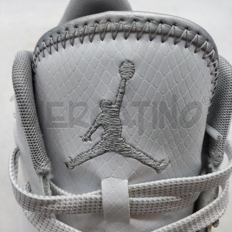 SCARPE UOMO BIANCHE JORDAN | Mercatino dell'Usato Domodossola 4