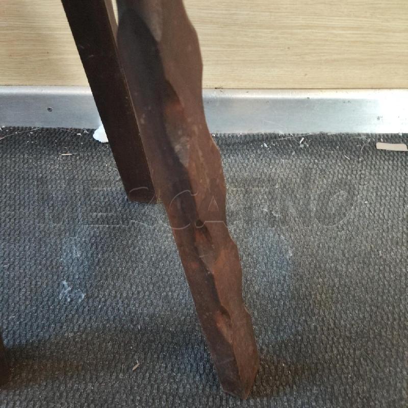 SGABELLO LEGNO 3 GAMBE | Mercatino dell'Usato Domodossola 3