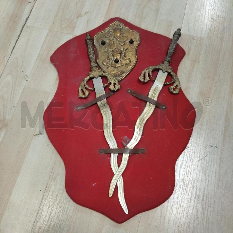 SPADINI OTTONE CON STEMMA SU SCUDO ROSSO | Mercatino dell'Usato Domodossola 1