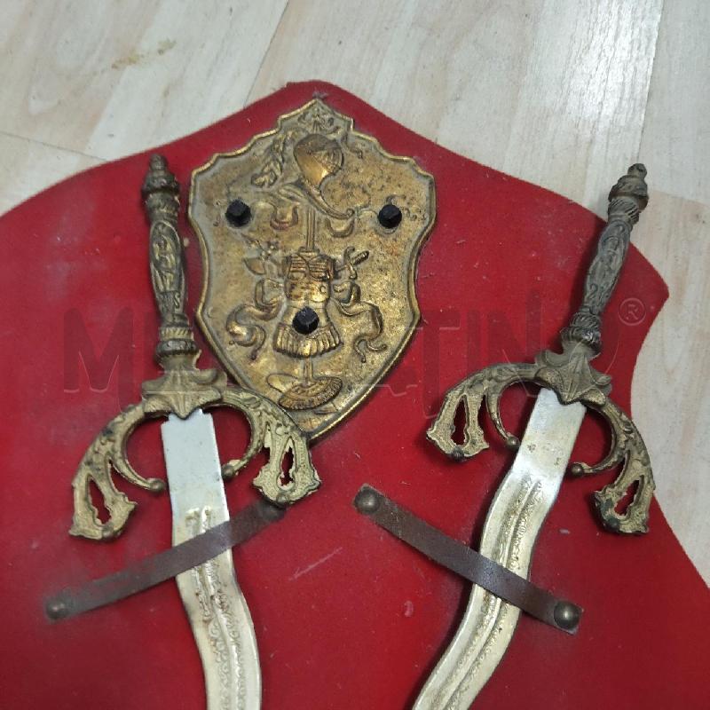 SPADINI OTTONE CON STEMMA SU SCUDO ROSSO | Mercatino dell'Usato Domodossola 2