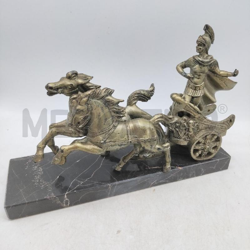STATUINA IMPERATORE CON 2 CAVALLI | Mercatino dell'Usato Domodossola 1