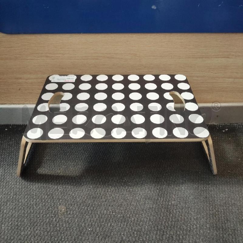 TAVOLINO DA LETTO BIANCO NERO  | Mercatino dell'Usato Domodossola 1