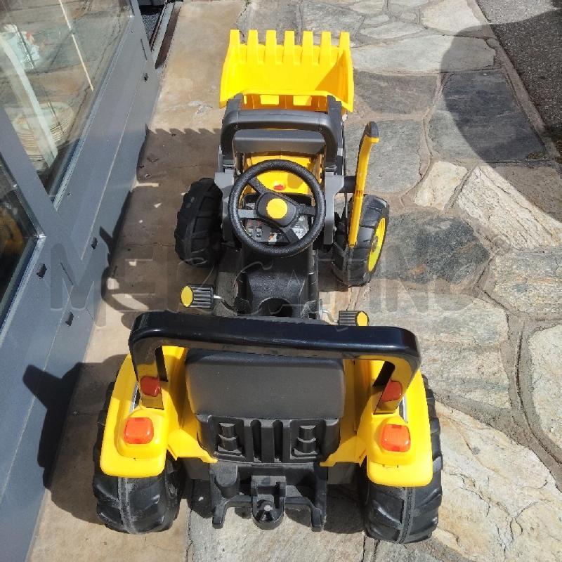 TRATTORE A PEDALI ELEVATORE GIALLO  | Mercatino dell'Usato Domodossola 3