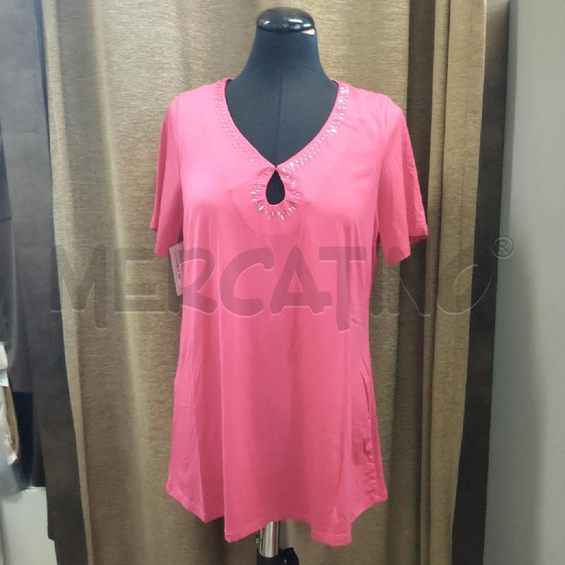 T SHIRT DONNA FIORELLA RUBINO FUCSIA PAIETTES | Mercatino dell'Usato Domodossola 1