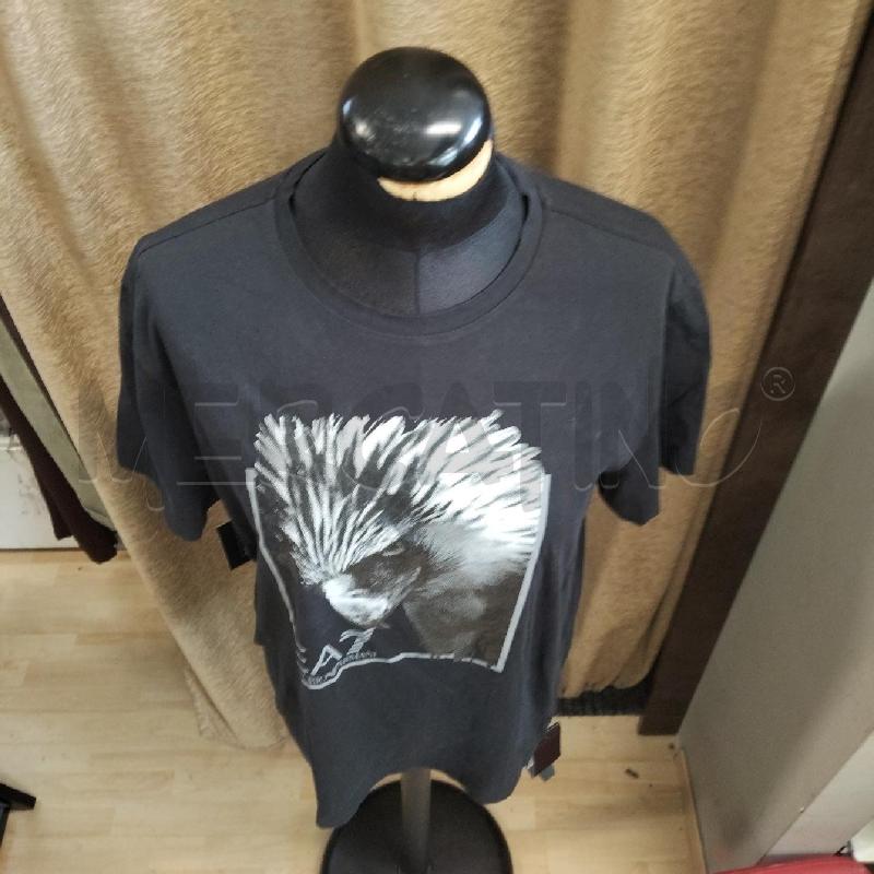 T SHIRT DONNA NERA AQUILA ARMANI  | Mercatino dell'Usato Domodossola 2