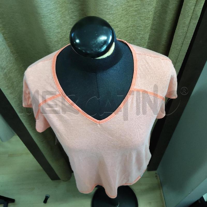 T SHIRT DONNA ROSA ALBICOCCA SPORTIVA THE NORTH FACE | Mercatino dell'Usato Domodossola 2