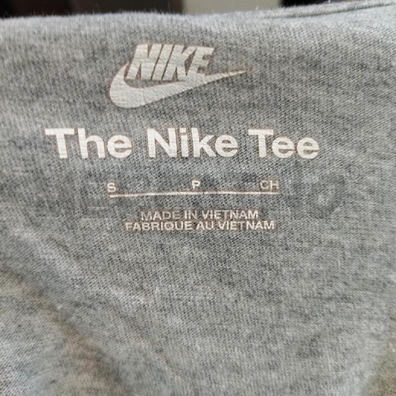 T SHIRT UOMO GRIGIA NIKE  | Mercatino dell'Usato Domodossola 4