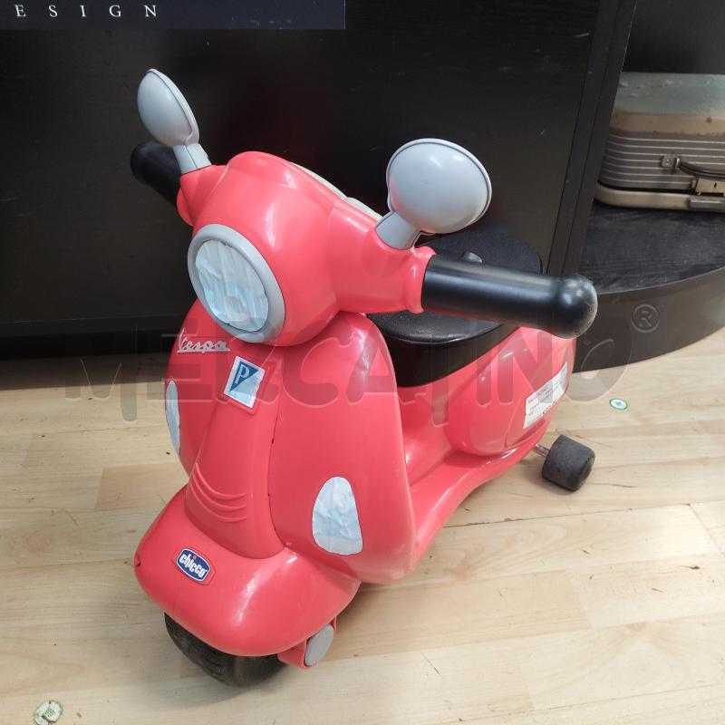 VESPA ROSSA CON ROTELLE | Mercatino dell'Usato Domodossola 1