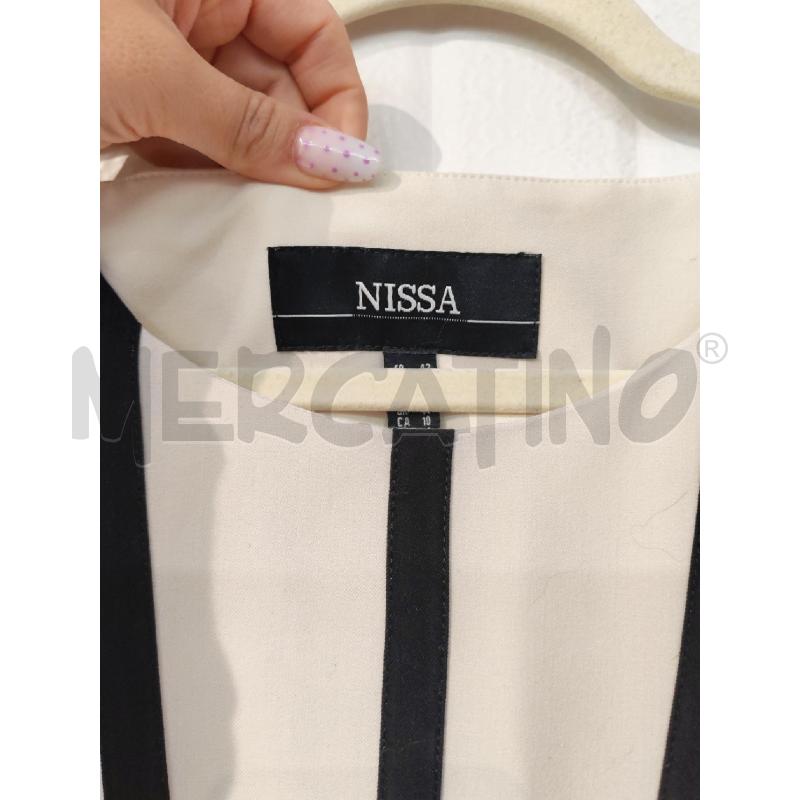 ABITO DONNA NISSA BEIGE CHIARO DETTAGLI NERI CINTURINA DIETRO FINTA | Mercatino dell'Usato Mestre 2