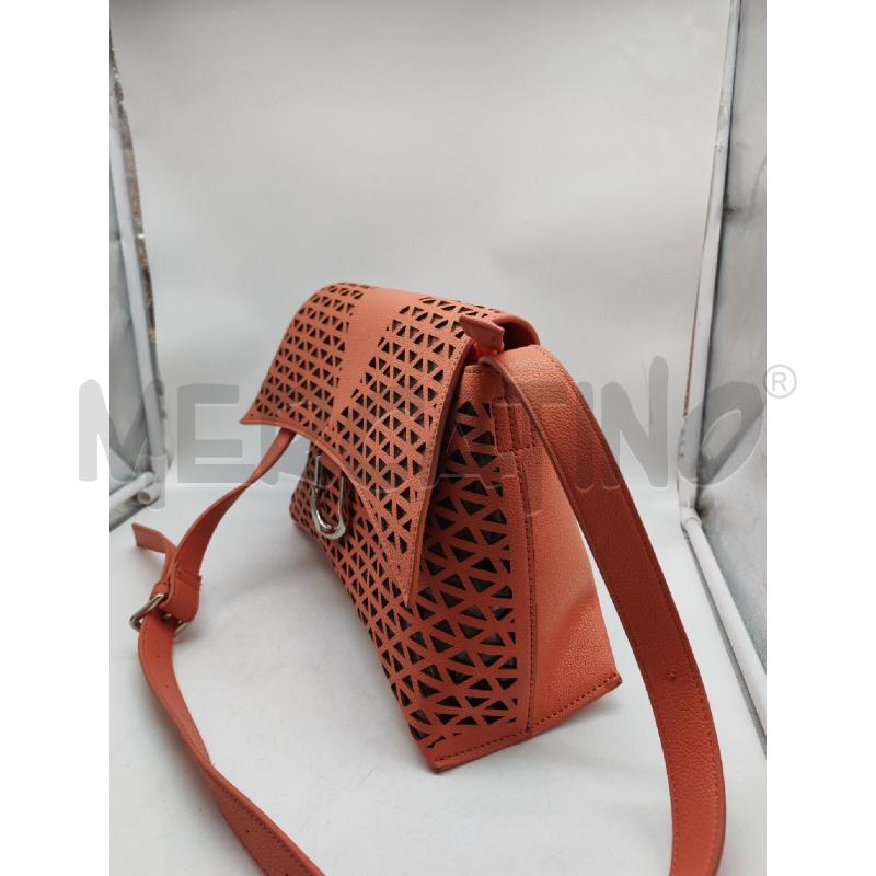 BORSA DONNA ALEX MAX ROSA SALMONE TRAFORATA  | Mercatino dell'Usato Mestre 3