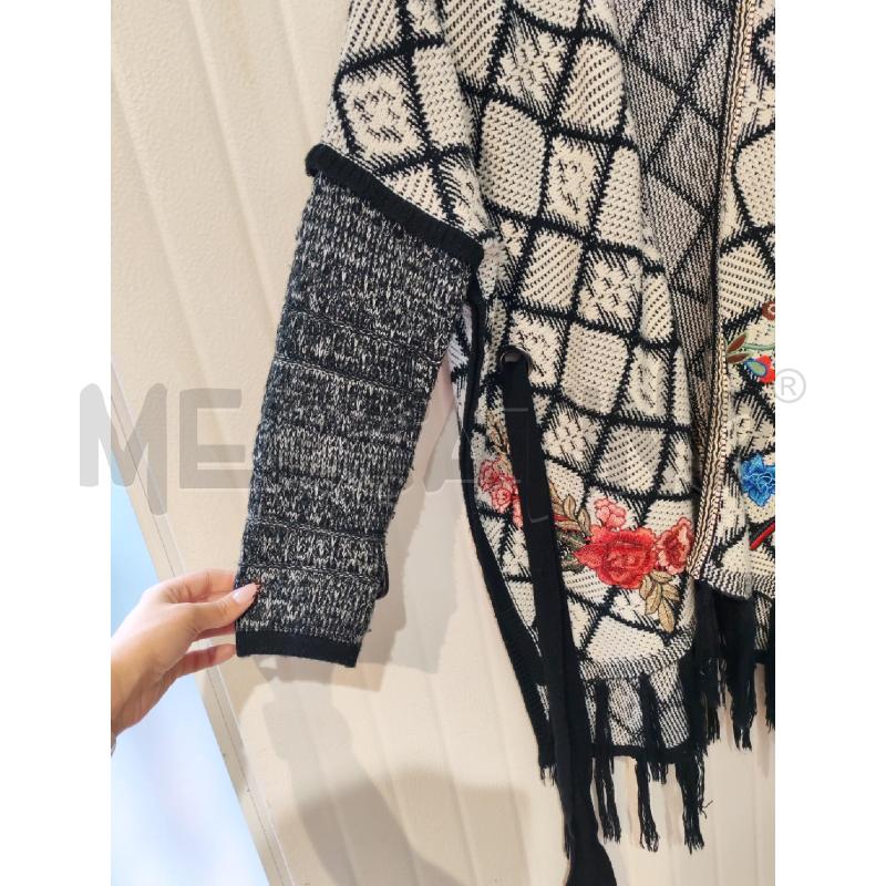 CARDIGAN DONNA DESIGUAL BIANCO E NERO CON FIORI | Mercatino dell'Usato Mestre 4