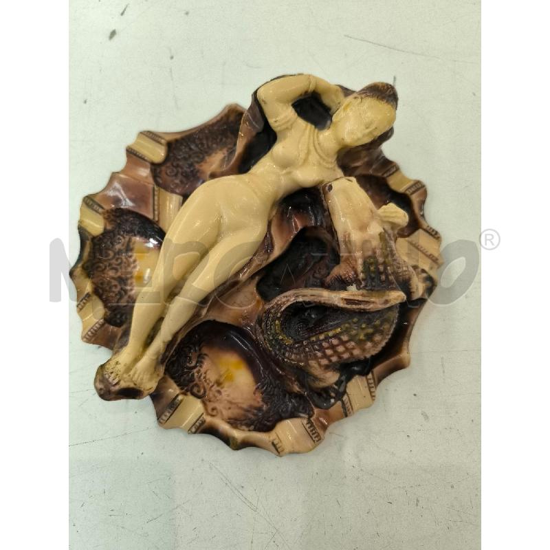 CENTROTAVOLA FIG FEMMINILE E COCCODRILLO | Mercatino dell'Usato Mestre 1