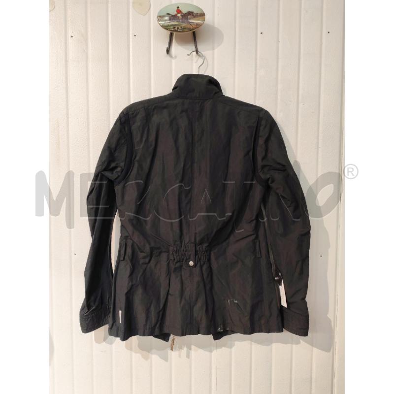 GIUBBINO DONNA MONCLER NERO PICCOLO DIFETTO DIETRO | Mercatino dell'Usato Mestre 4
