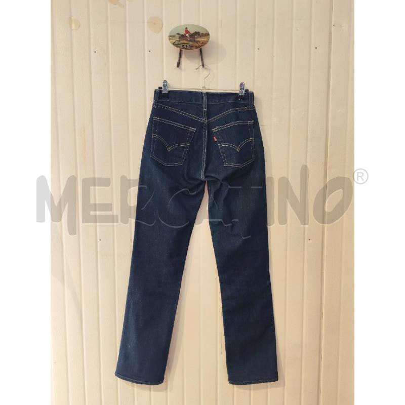 JEANS DONNA LEVI'S SCURI CUCITURE GIALLE | Mercatino dell'Usato Mestre 2