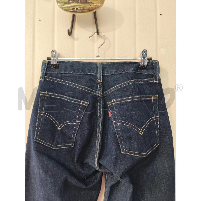 JEANS DONNA LEVI'S SCURI CUCITURE GIALLE | Mercatino dell'Usato Mestre 4