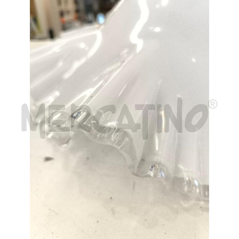 LAMPADARIO A FAZZOLETTO BORDO ONDULATO BIANCO IN VETRO | Mercatino dell'Usato Mestre 2