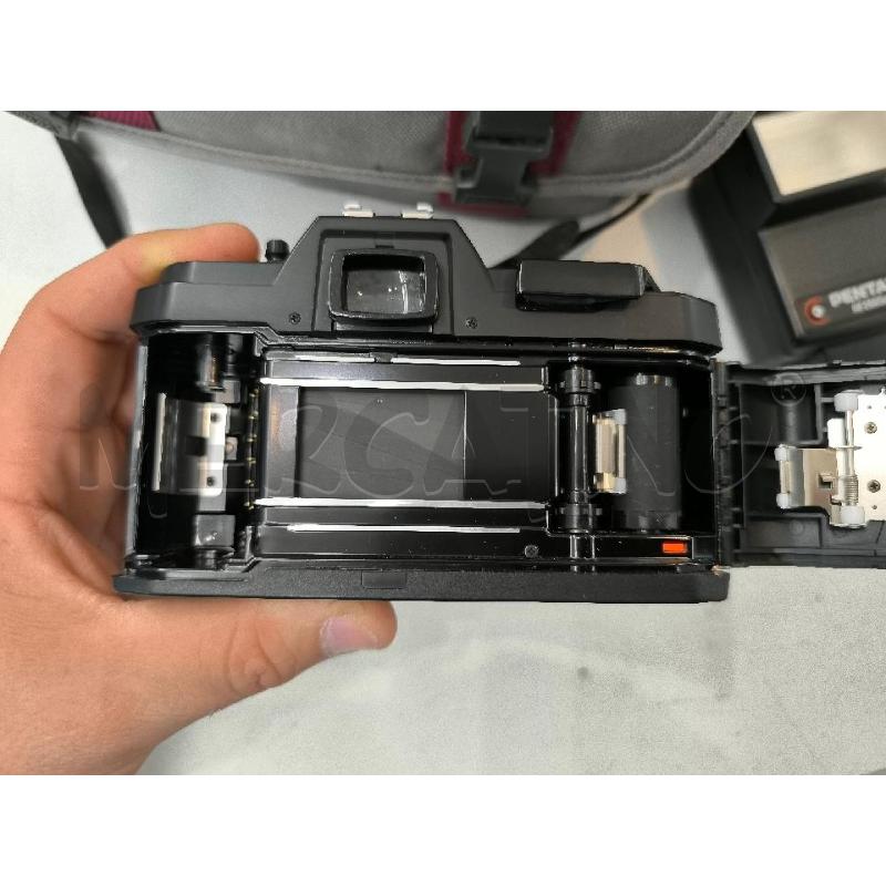 MACCHINA FOTOGRAFICA PENTAX P30N CON ACCESSORI | Mercatino dell'Usato Mestre 2