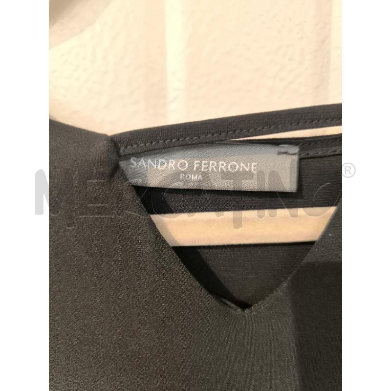 MAGLIA DONNA SANDRO FERRONE NERA SCOLLO CUTOUT | Mercatino dell'Usato Mestre 2