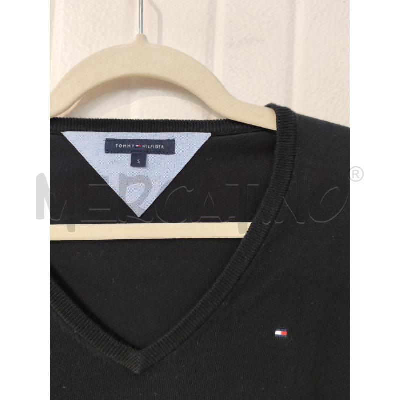 MAGLIA DONNA TOMMY HILFIGER NERA SCOLLO V | Mercatino dell'Usato Mestre 2