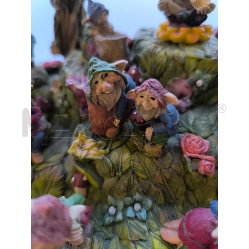 MONTAGNOLA CON ELFI | Mercatino dell'Usato Mestre 2