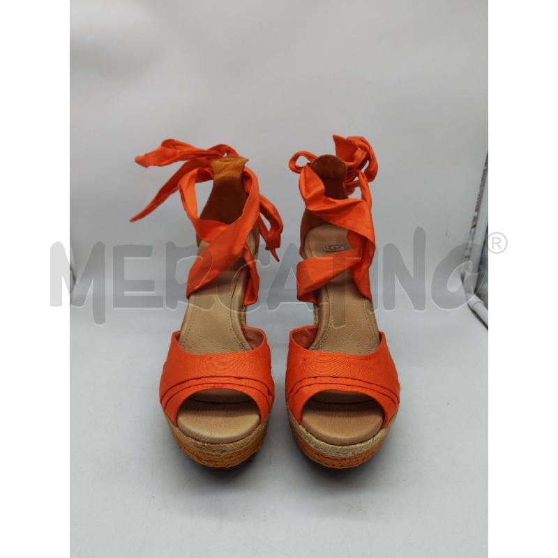 SANDALI DONNA UGG ARANCIONI ZEPPA | Mercatino dell'Usato Mestre 1