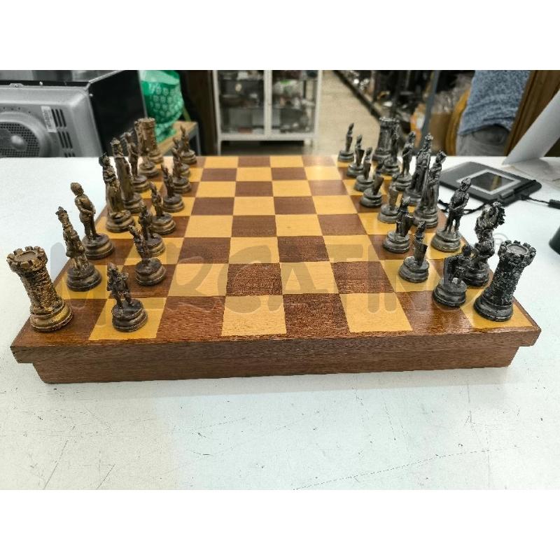 SCACCHIERA DEPOS ITALY IN LEGNO BASE CON SCACCHI COMPLETA | Mercatino dell'Usato Mestre 1