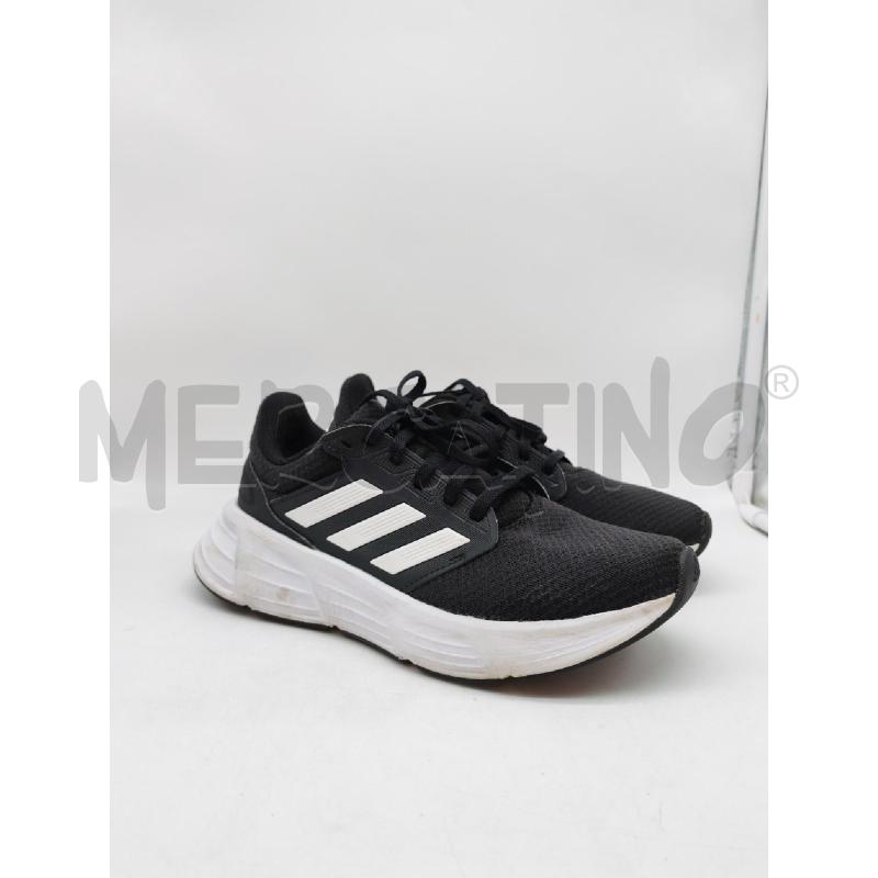 SCARPE DONNA ADIDAS NERE E BIANCHE ALTE | Mercatino dell'Usato Mestre 1