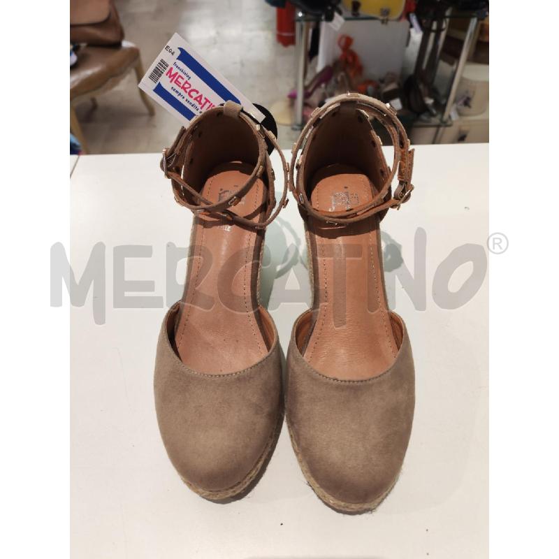 SCARPE DONNA JAJA BEIGE CON APPLICAZIONI DORATE  | Mercatino dell'Usato Mestre 2