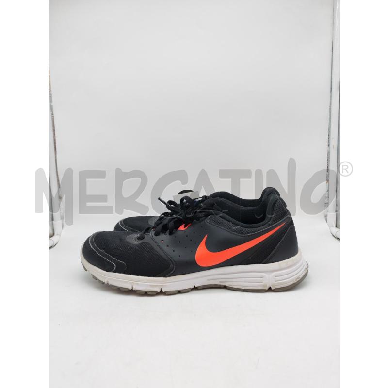 SCARPE DONNA NIKE NERE CORALLO | Mercatino dell'Usato Mestre 2